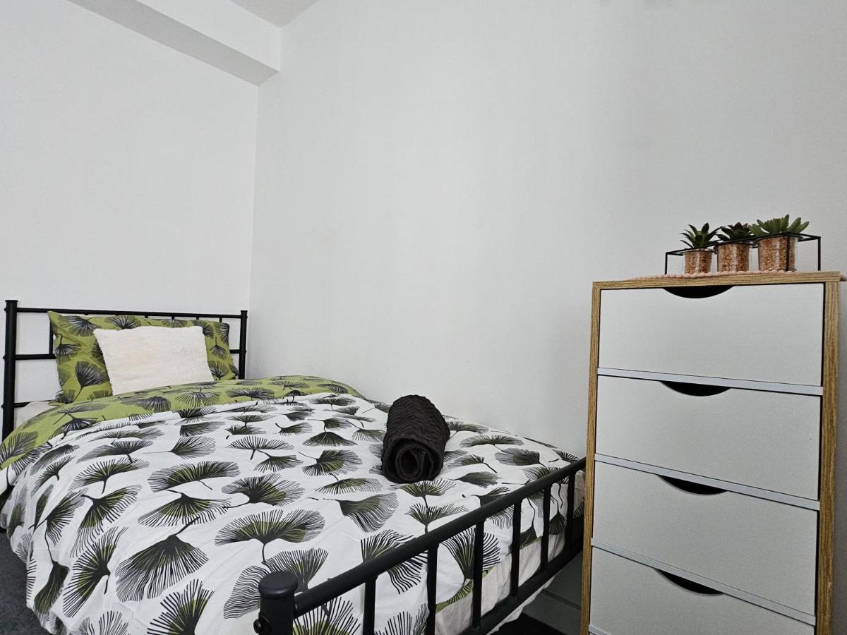 - Close To Amenities * Northampton